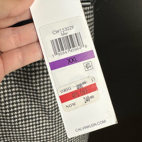 Calvin Klein
Faux-Leather-Pocket Houndstooth Maxi Coat - Picture 9 of 15